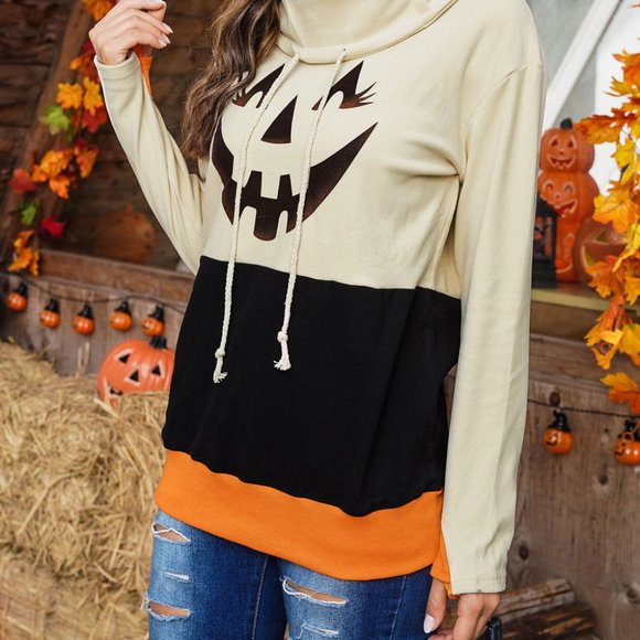 SOLD Halloween Sweatshirt Pumpkin Print - Picture 7 of 12